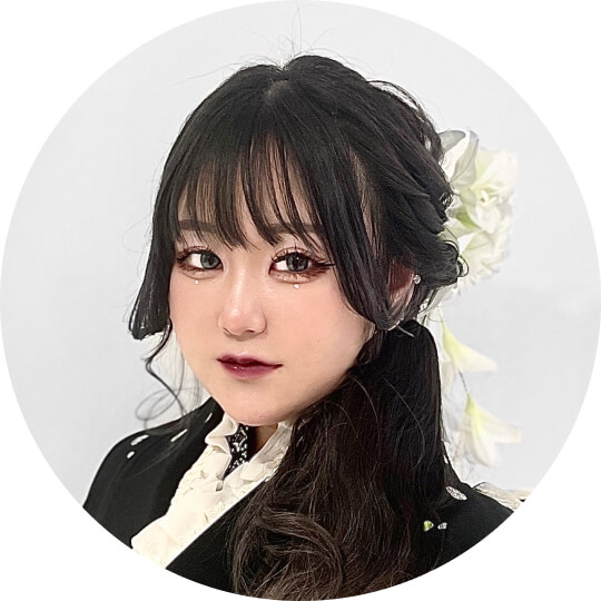 成人式振袖のメイクアップ「RIE」さんのトータルコーデ