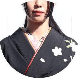 成人式振袖のお花の刺繍半えりコーデ