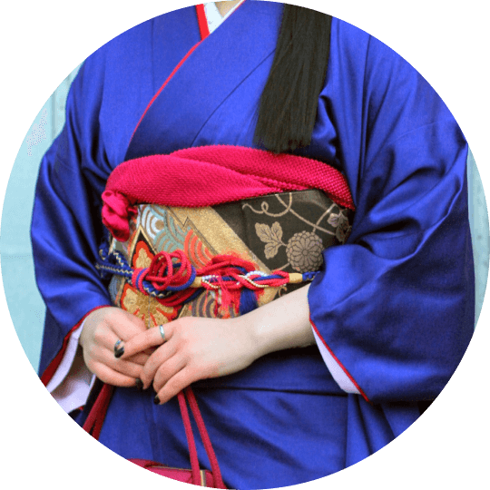 あの子とかぶらない！帯揚げの赤色がおしゃれな振袖トータルコーデ