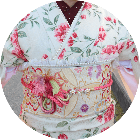 あの子とかぶらない！存在感をはなつ帯周りのコーデ